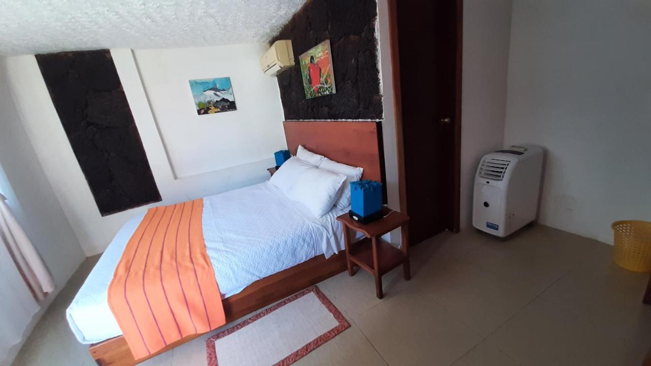 Hostal Tero Real Puerto Villamil Ngoại thất bức ảnh