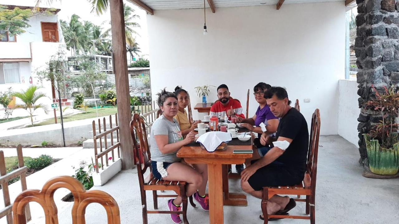 Hostal Tero Real Puerto Villamil Ngoại thất bức ảnh