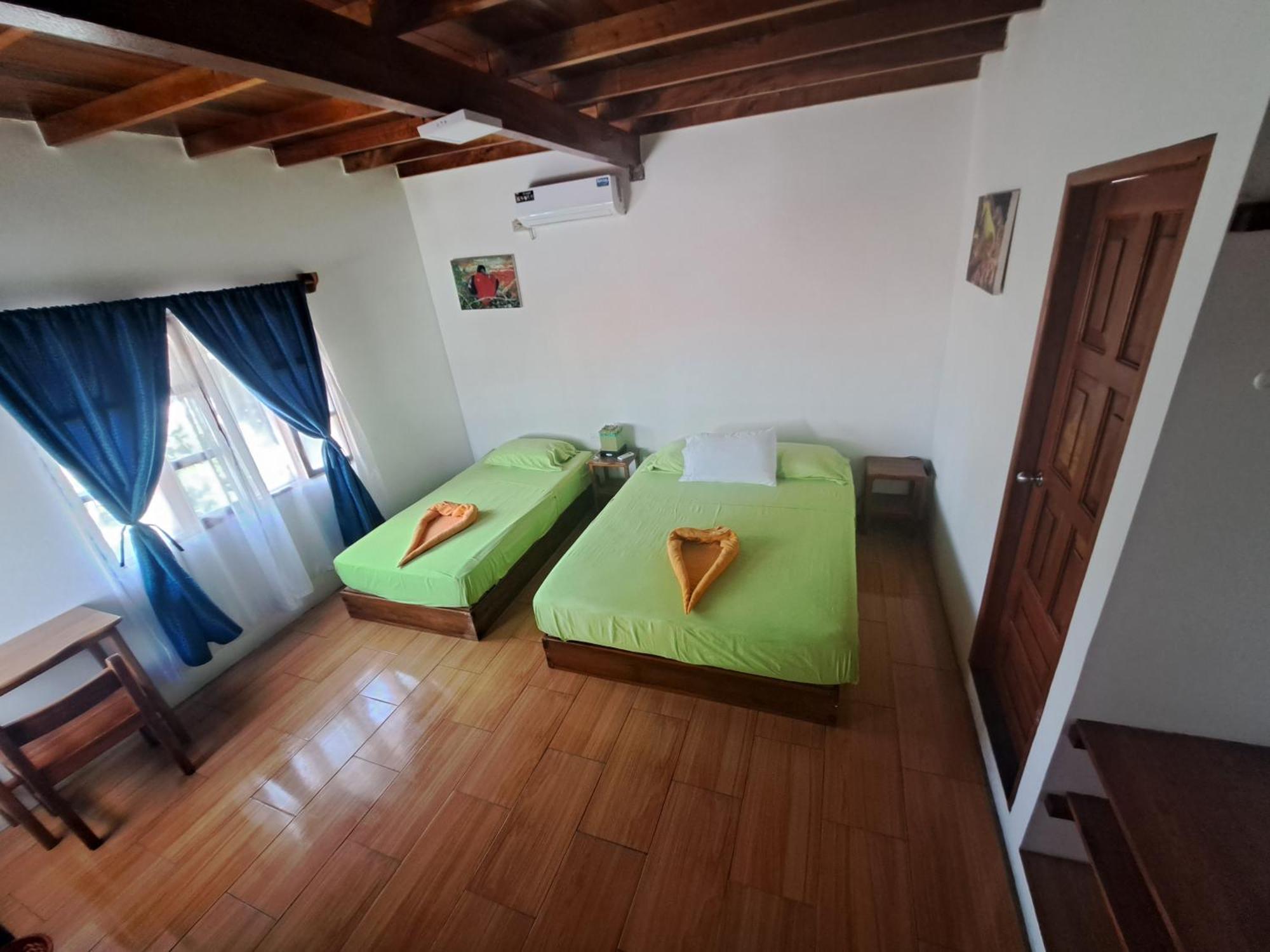 Hostal Tero Real Puerto Villamil Phòng bức ảnh